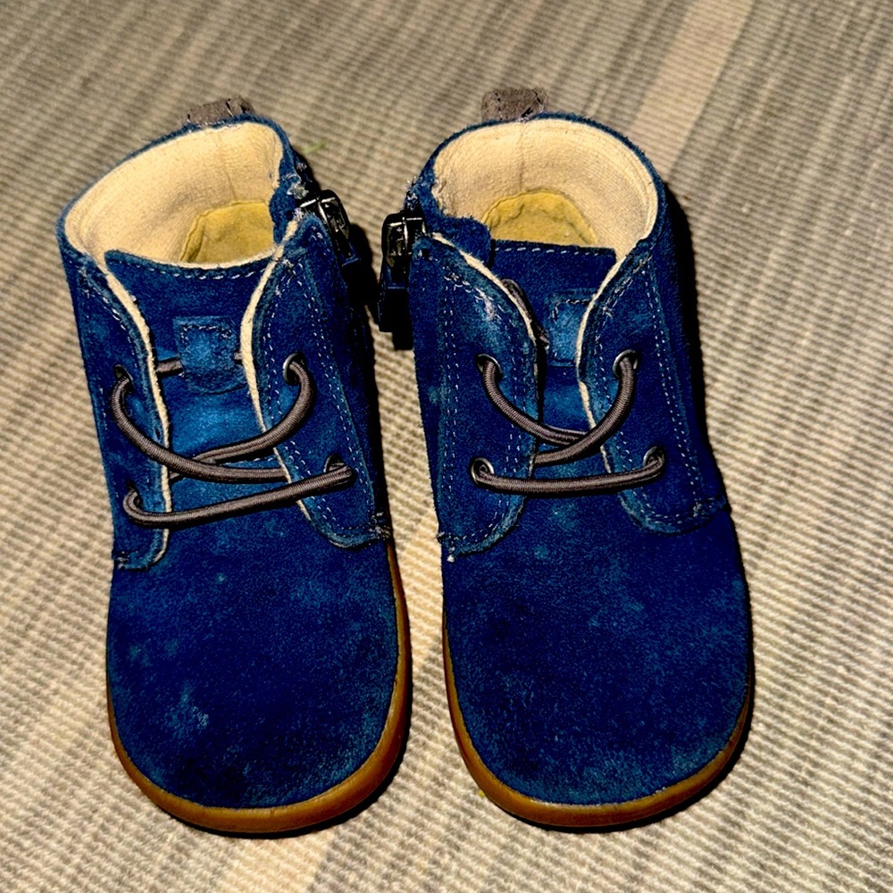 Great condition UGG Baby Boys Navy Suede Walkers with rubber sole and zip side